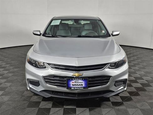Used 2018 Chevrolet Malibu LT image 10