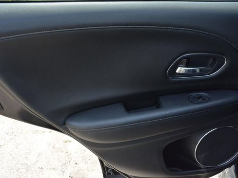Used 2019 Honda HR-V EX-L image 15