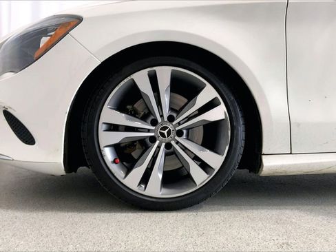 Used 2019 Mercedes-Benz CLA 250 4MATIC image 6
