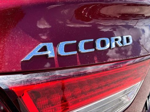 Used 2018 Honda Accord EX-L image 41