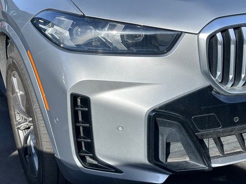 Certified 2024 BMW X5 xDrive40i w/ M Sport Package image 2