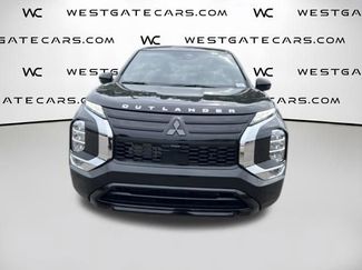 New 2026 Mitsubishi Outlander LE FWD video 2
