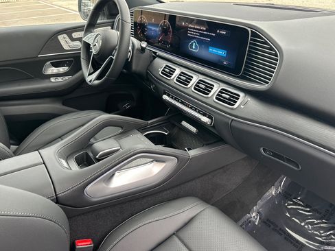 New 2026 Mercedes-Benz GLE 450 4MATIC image 16