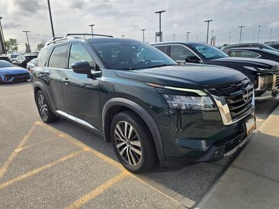 Used 2022 Nissan Pathfinder Platinum w/ Cargo Package