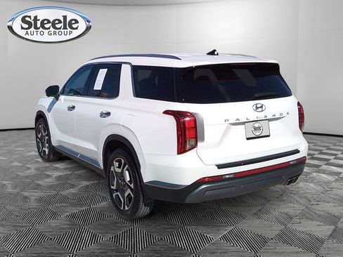 Used 2025 Hyundai Palisade SEL FWD image 3