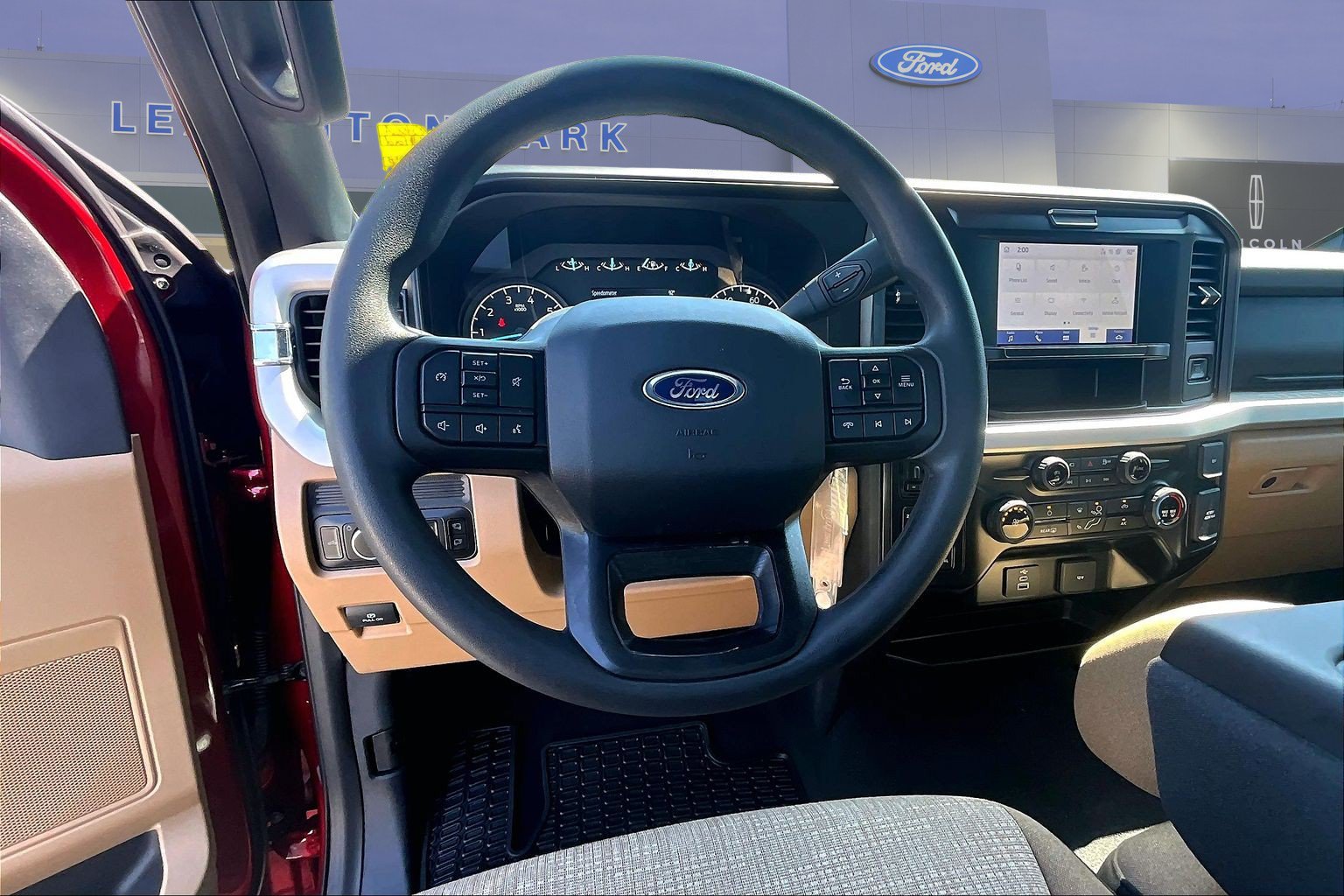Used 2025 Ford F350 XLT w/ 360-Degree Camera Package AWD/4WD image 8