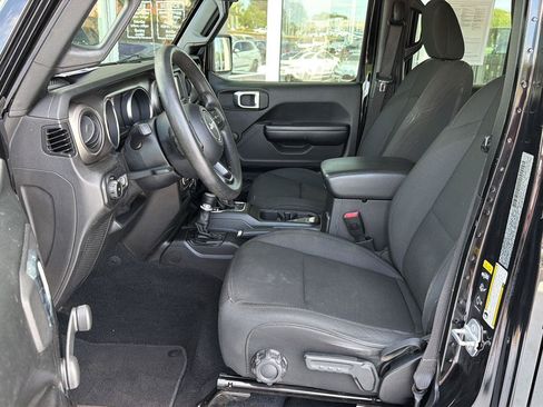 Used 2020 Jeep Wrangler Unlimited Sport AWD/4WD image 10