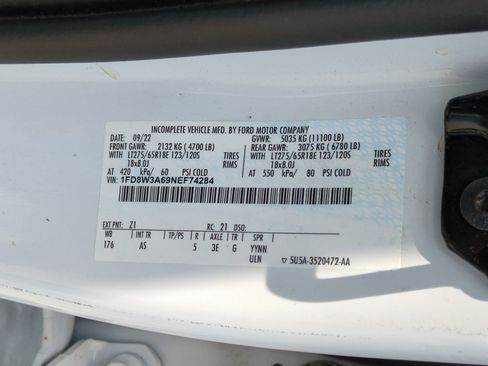 Used 2022 Ford F350 XL w/ STX Appearance Package RWD image 32