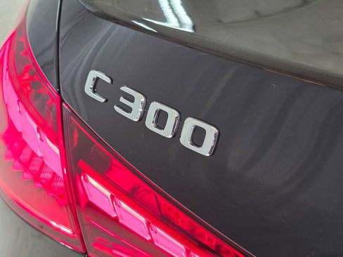 Used 2023 Mercedes-Benz C 300 Sedan image 16