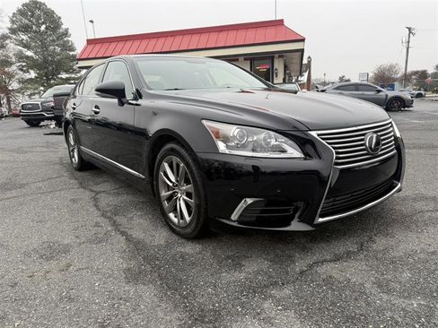 Used 2013 Lexus LS 460 AWD image 3