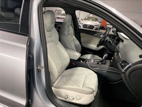 Used 2017 Audi S6 Premium Plus image 9