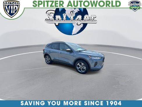 Used 2025 Ford Escape ST-Line image 2