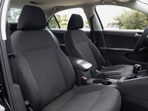 Used 2014 Volkswagen Jetta S FWD image 16