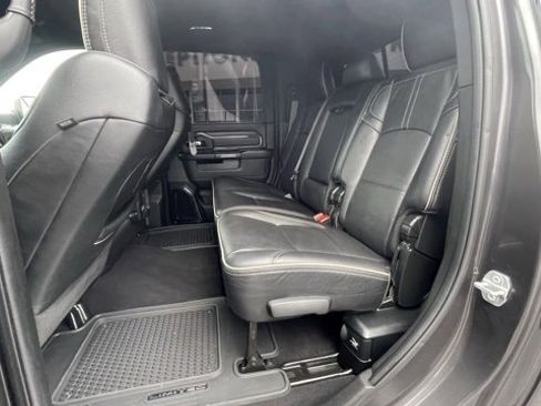 Used 2022 RAM 3500 Limited image 23