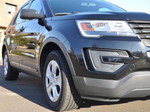 Used 2017 Ford Explorer 4WD Police Interceptor image 6