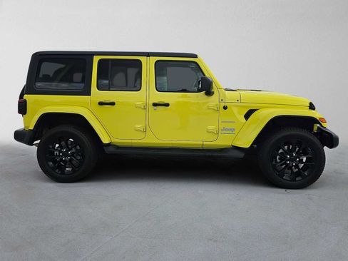 Used 2023 Jeep Wrangler Unlimited Sahara AWD/4WD image 2