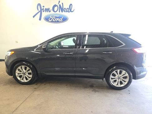 Used 2021 Ford Edge Titanium w/ Equipment Group 301A image 24