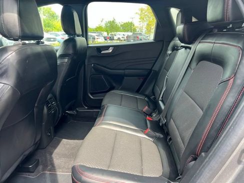 Used 2023 Ford Escape ST-Line w/ Tech Pack #1 AWD/4WD image 17