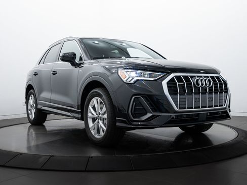 New 2025 Audi Q3 2.0T Premium image 1
