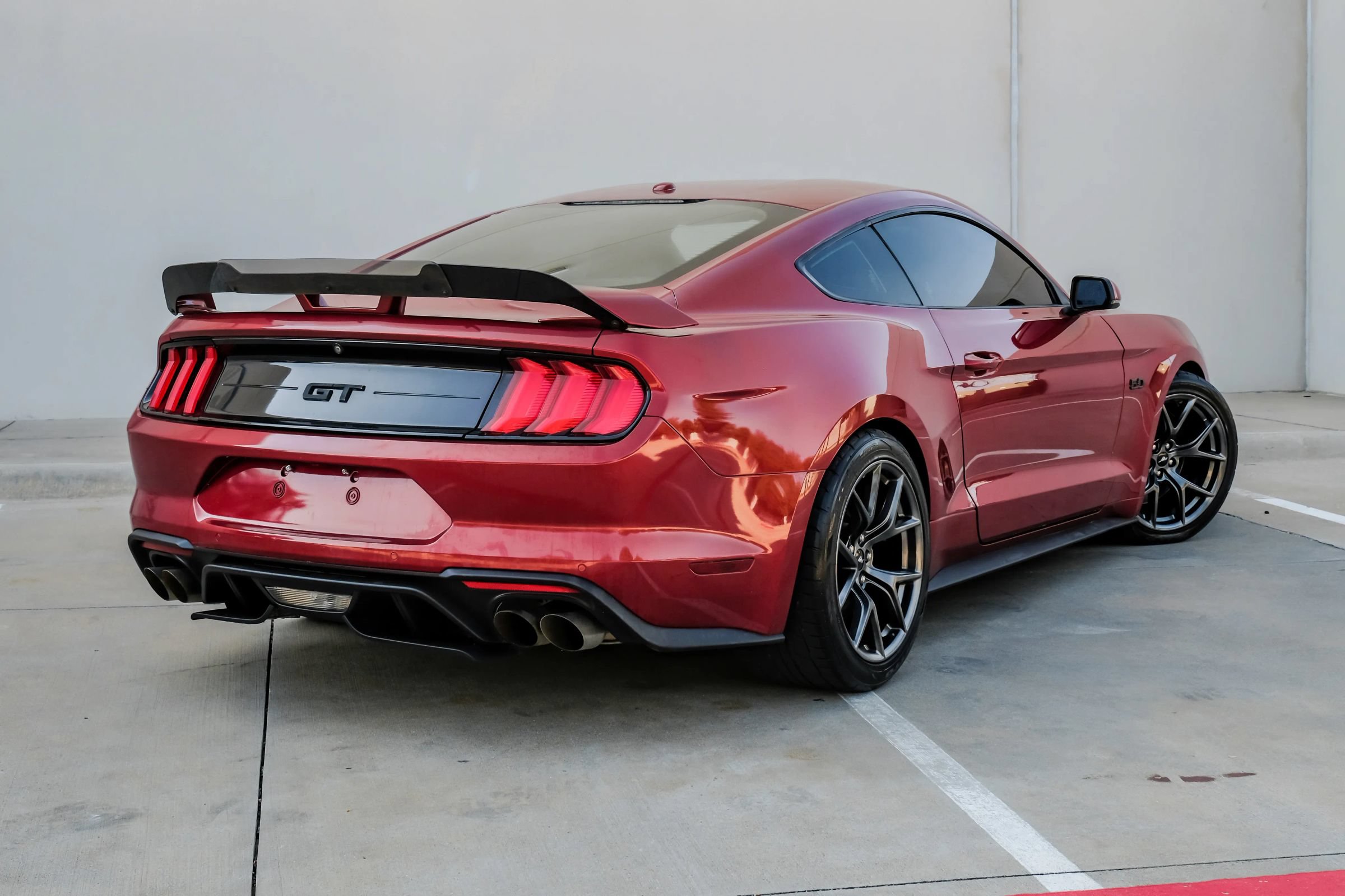 Used 2019 Ford Mustang GT Premium w/ GT Performance Package RWD image 11