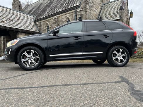 Used 2015 Volvo XC60 T6 Platinum w/ Climate Package image 20