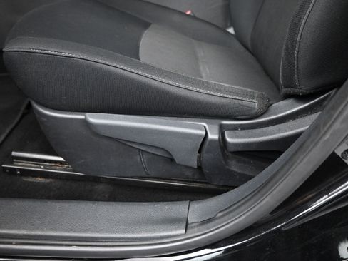 Certified 2022 Nissan Sentra SV image 11