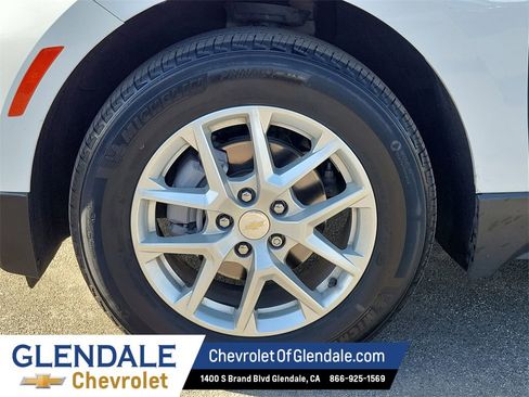 Used 2023 Chevrolet Equinox LS image 19