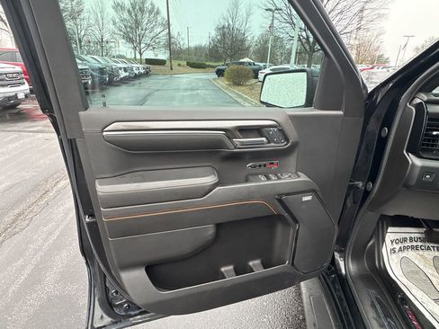 Used 2024 GMC Sierra 1500 AT4 w/ Technology Package image 17