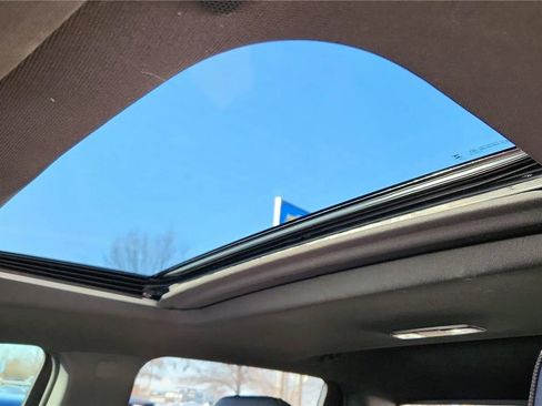 Used 2024 Chevrolet Silverado 2500 High Country w/ High Country Premium Package image 19