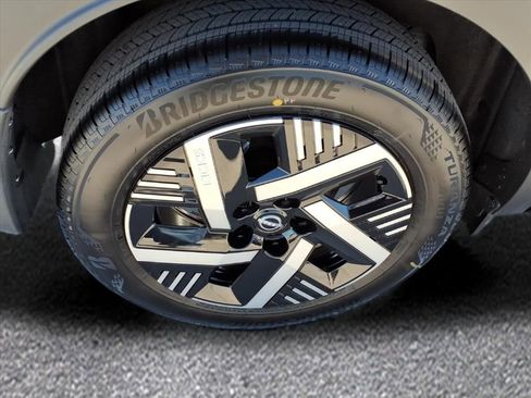 New 2026 Nissan Kicks SV w/ SV Premium Package image 9