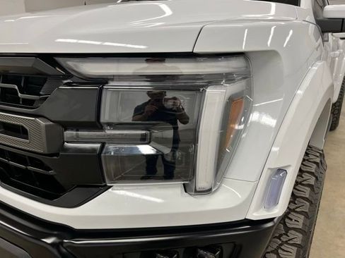 Used 2025 Ford F150 Raptor image 8