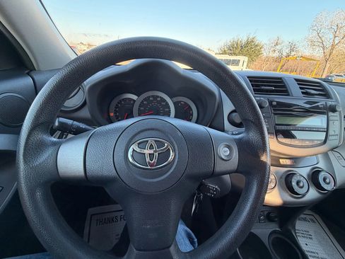 Used 2011 Toyota RAV4 Sport Utility 4D image 11
