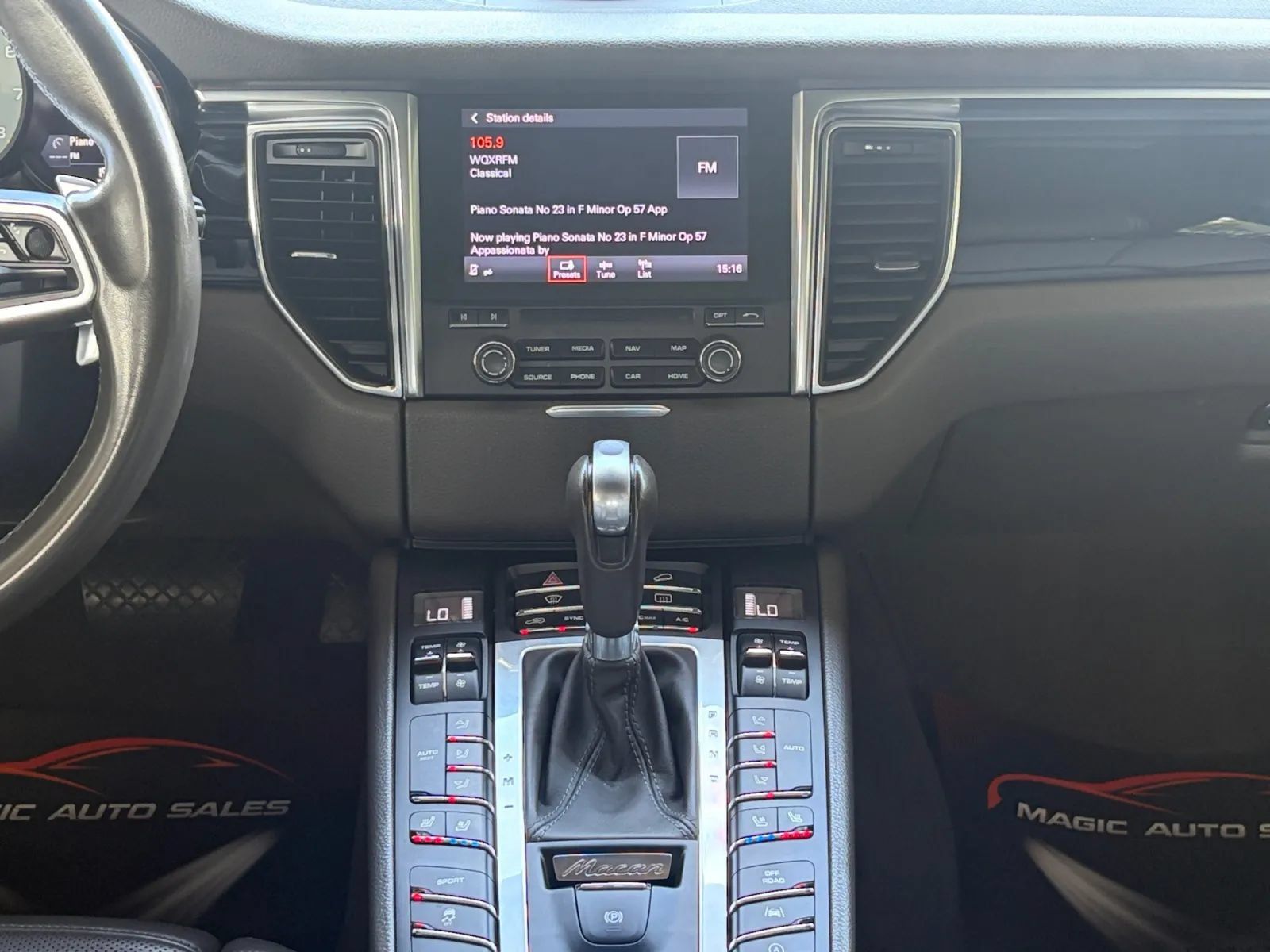 Used 2017 Porsche Macan S AWD/4WD image 23
