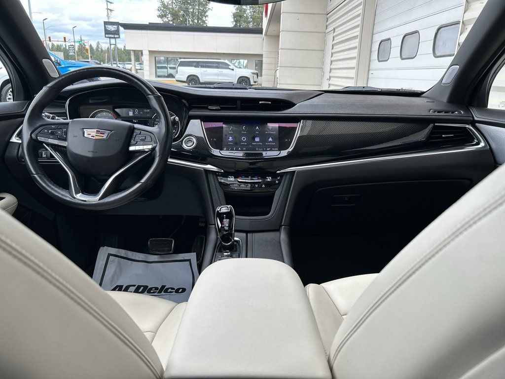 Used 2023 Cadillac XT6 Sport AWD/4WD image 18