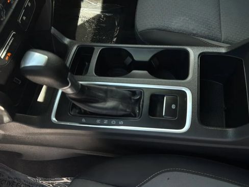 Used 2017 Ford Escape SE FWD image 14
