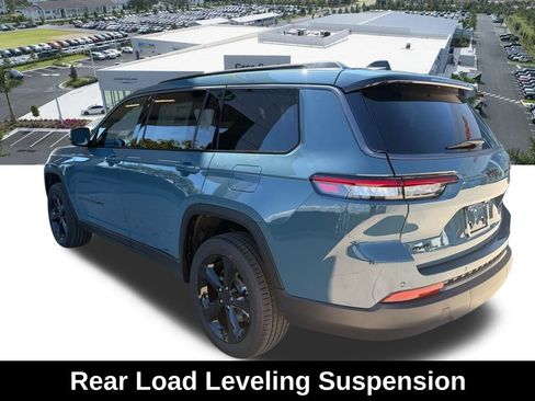 New 2026 Jeep Grand Cherokee L Limited w/ Limited Altitude Package image 6