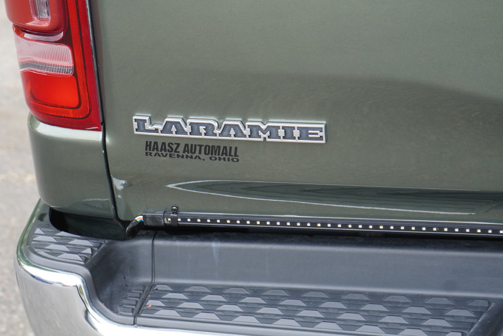 Used 2021 RAM 1500 Laramie AWD/4WD image 7