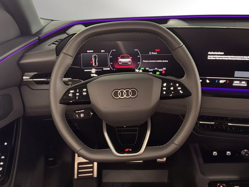 Certified 2025 Audi SQ6 e-tron Prestige w/ 21" Black Optic Wheel Package AWD/4WD image 20