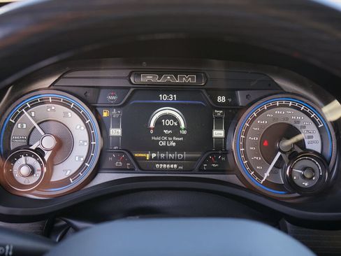Used 2022 RAM 1500 Limited w/ Off-Road Group AWD/4WD image 22