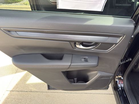 Used 2024 Honda CR-V Sport image 15