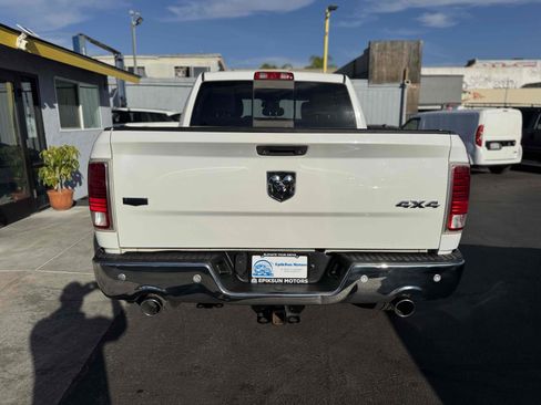 Used 2017 RAM 1500 Laramie w/ Convenience Group image 7
