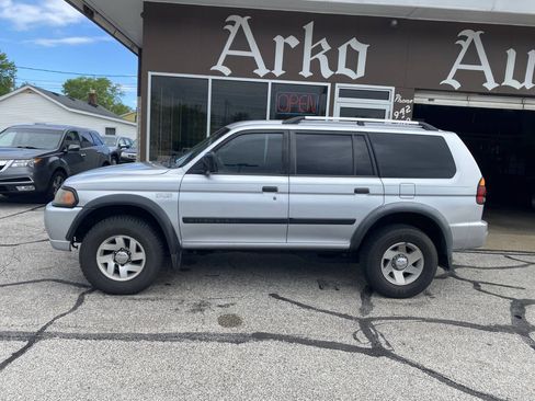 Used 2004 Mitsubishi Montero Sport LS RWD image 5