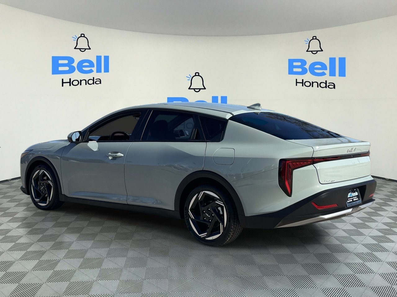 Used 2025 Kia K4 EX FWD image 3