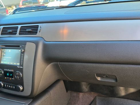 Used 2014 Chevrolet Silverado 2500 LTZ w/ LTZ Plus Package AWD/4WD image 14