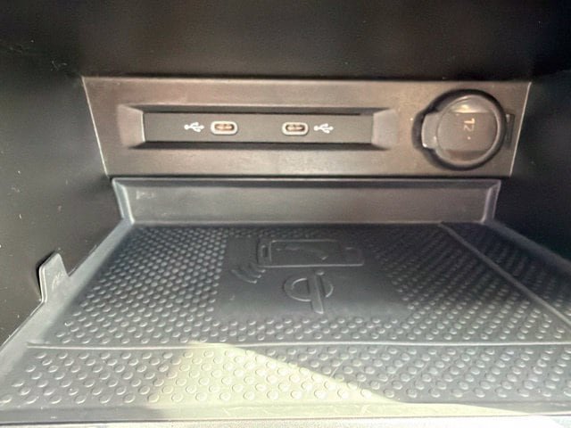 Used 2022 Volkswagen Tiguan SE R-Line AWD/4WD image 29