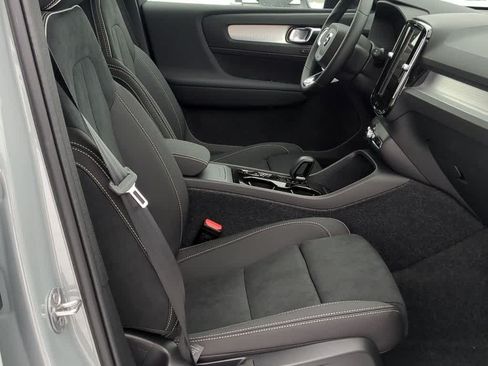 Used 2026 Volvo XC40 B5 Ultra w/ Protection Package Premier AWD/4WD image 21
