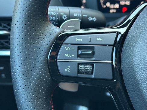 Certified 2025 Acura ADX A-Spec image 27