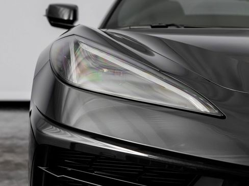 Used 2024 Chevrolet Corvette Stingray Premium Conv w/ Z51 Performance Package image 6