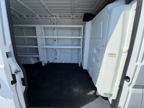 Used 2025 RAM ProMaster 2500 FWD image 16