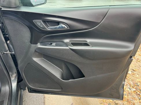 Used 2018 Chevrolet Equinox LT w/ LPO, Protection Package image 22